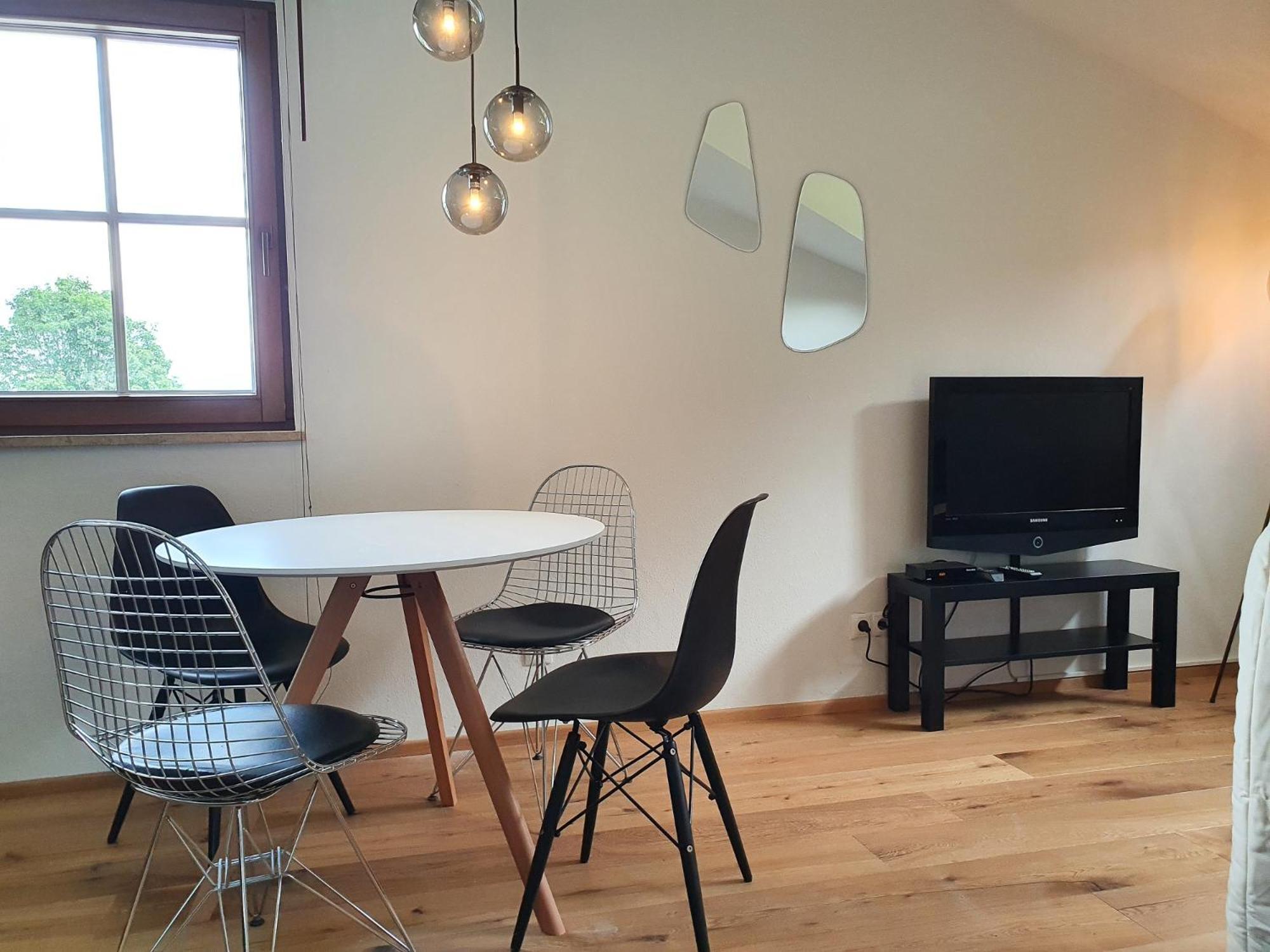 Alpenflair Apartment Mit Bergblick - Inkl Parkplatz #7 Innsbruck Eksteriør bilde